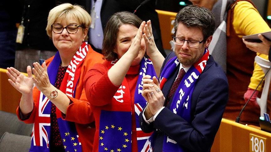 Son dakika… Avrupa Parlamentosu Brexit’i onayladı!