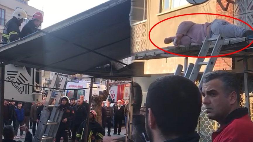 Üçüncü kattaki balkondan düştü! Tente hayatını kurtardı