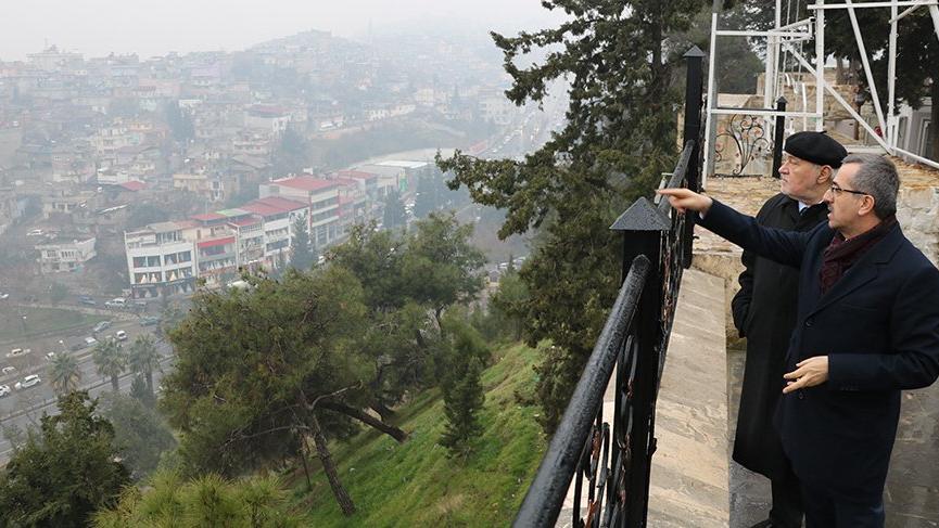 İlber Ortaylı’dan ‘beton faciası’ eleştirisi!