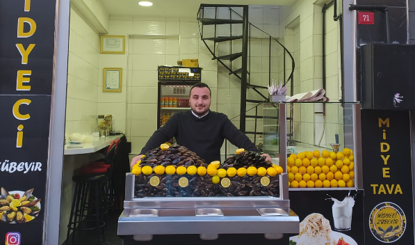 İstanbul Balat’ta bulunan Midyeci Zübeyir