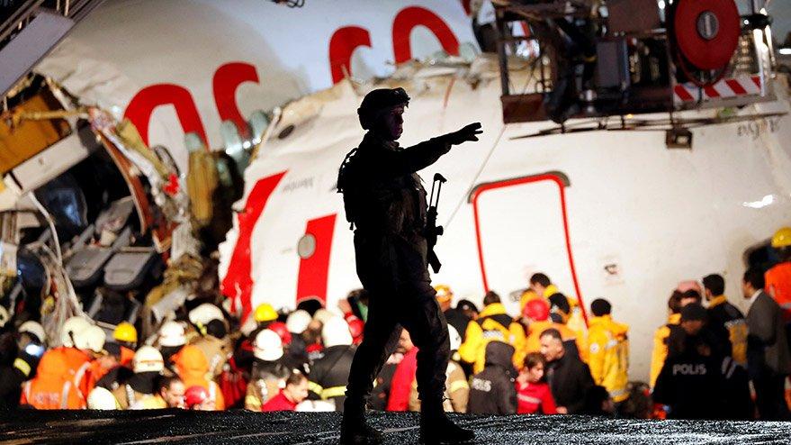 Havacılık uzmanı: “Kazanın nedeni “Windshear”, bakımsız pist ve pilotun yanlış tercihi”