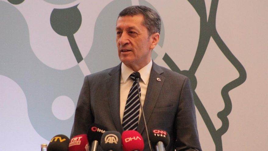 Pedagojik formasyon kalktı mı? Ziya Selçuk’tan ‘Pedagojik Formasyon’ uyarısı