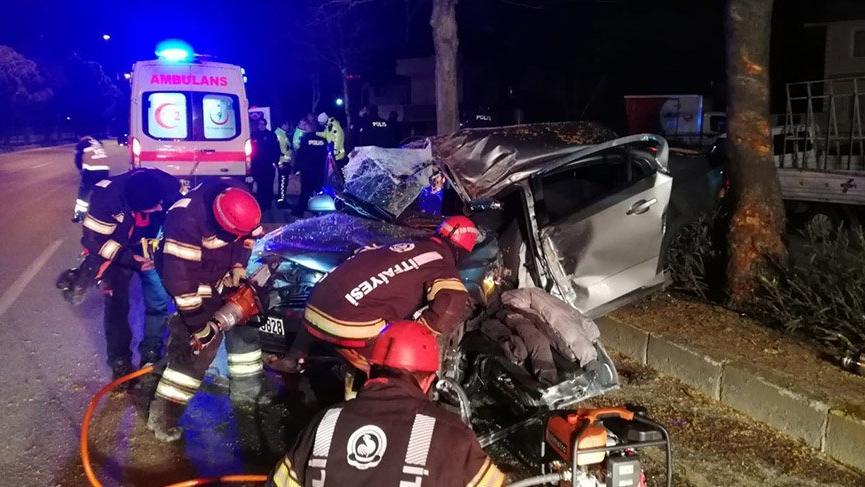 Kazada hamile kadın öldü, karnındaki bebekler kurtarıldı