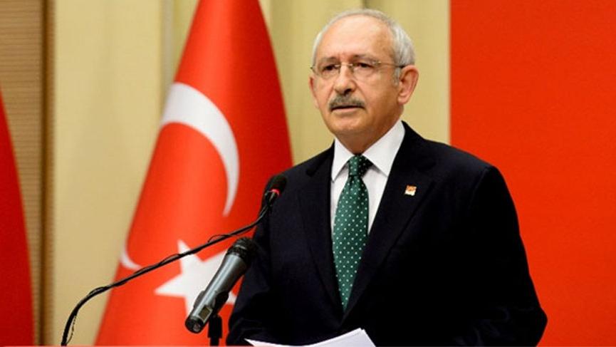 Kılıçdaroğlu, İdlib şehitlerinin aileleri ile görüştü
