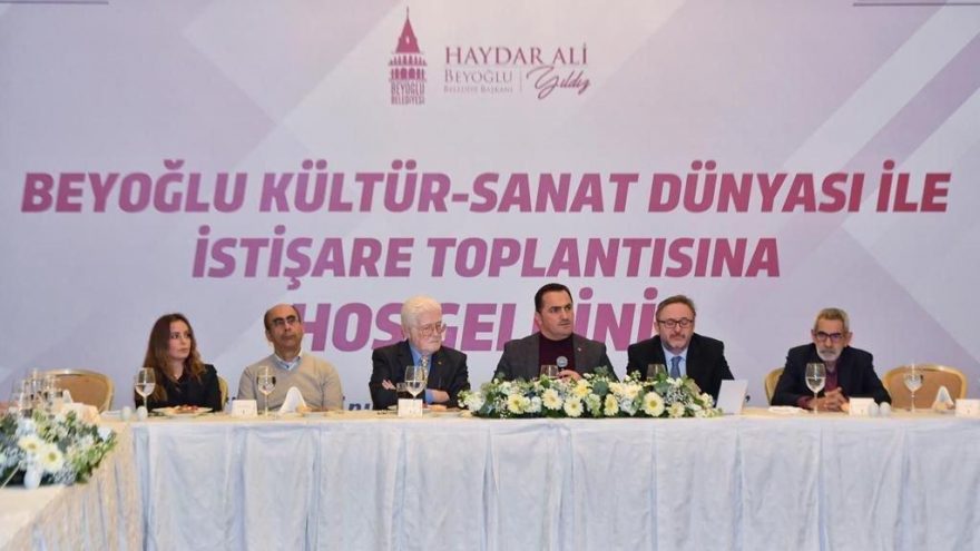 Sanatçılardan Beyoğlu’na çıkarma