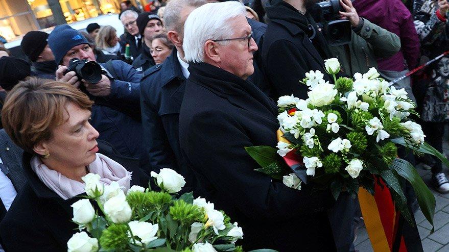 Almanya Cumhurbaşkanı Steinmeier saldırının gerçekleştiği yerde!