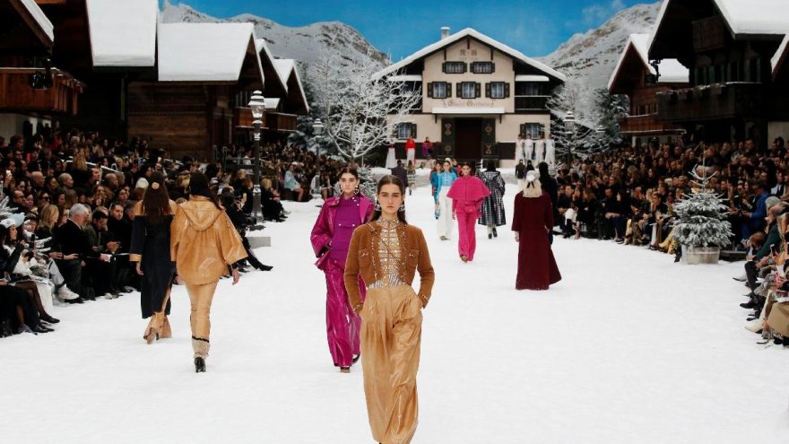 Chanel ve Prada Corona Virüsü nedeniyle Asya’daki defilelerini iptal etti