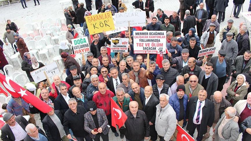Mermer ocağına karşı kenetlendiler