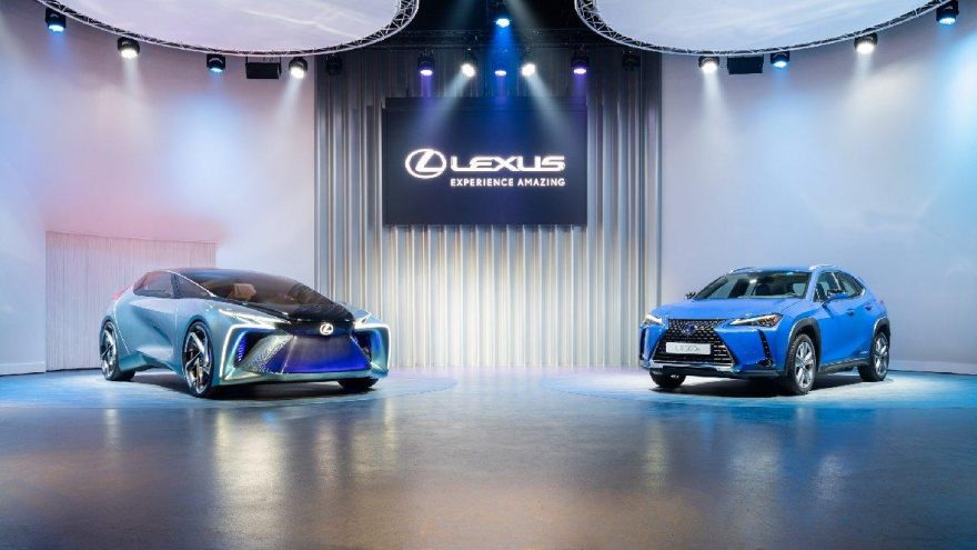 Lexus Cenevre’de üçleyecek