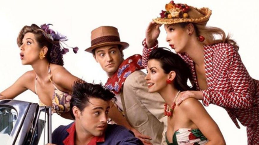 Jennifer Aniston paylaştı sosyal medya yıkıldı! Friends bu kez gerçekten dönüyor!