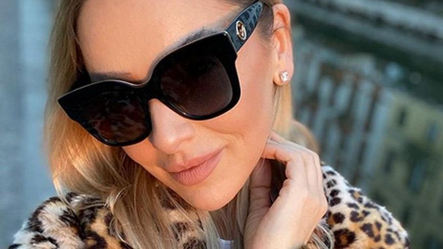 Hadise’nin virüs önlemi
