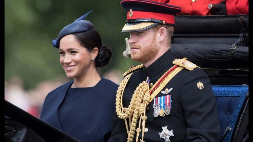 Meghan Markle ve Prens Harry sert çıktı: ‘Kraliyet kelimesi kraliçenin malı değil’
