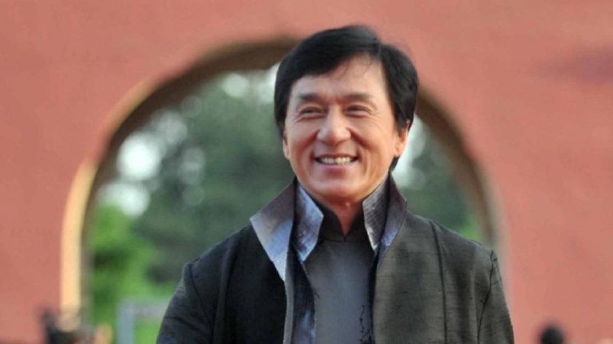 Jackie Chan’e corona virüsü bulaştığı iddiaları yalanlandı