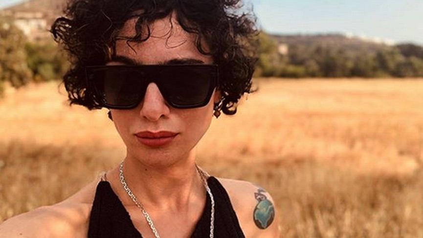 birce akalay in paylasimi ciplaklik ve