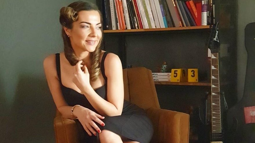 Burcu Kara şehit haberlerinden sonra tiyatro oyununun ertelendiğini söyledi
