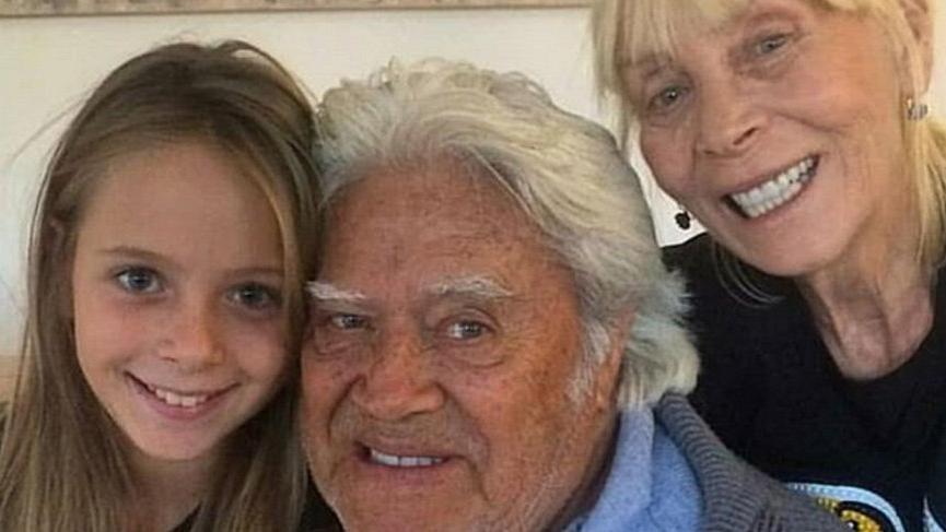 Cüneyt Arkın: Betül’den evvel ölmek isterim