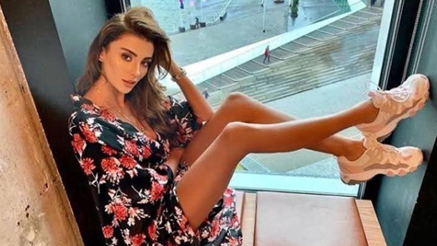 Özge Ulusoy, Antalya’da gelinlik giydi