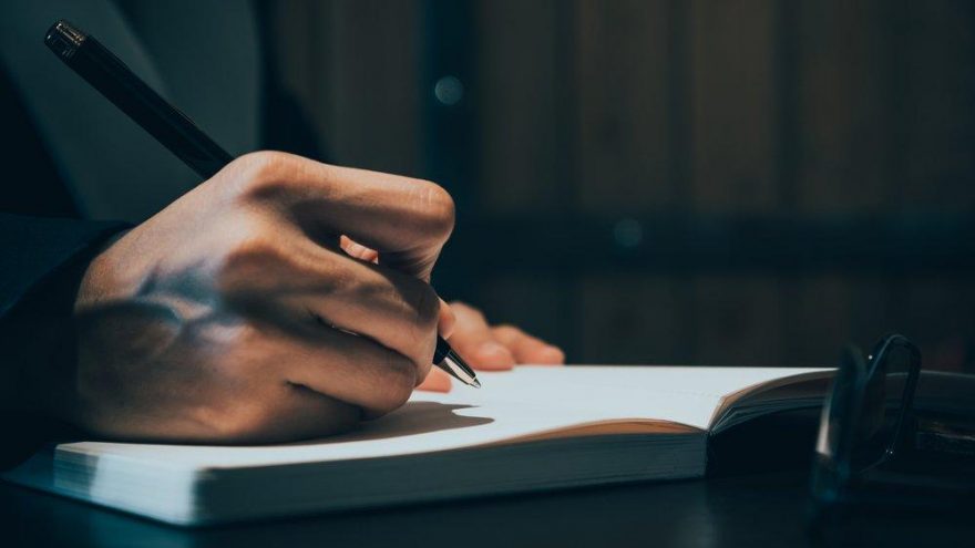 Basbayağı nasıl yazılır? TDK güncel yazım kılavuzuna göre basbayağı mı, basbaya mı?