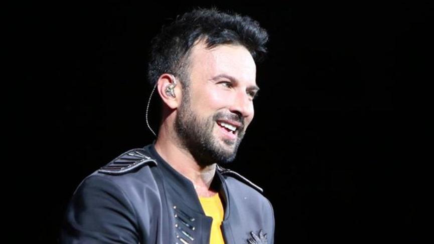 Tarkan’dan kadınlara destek