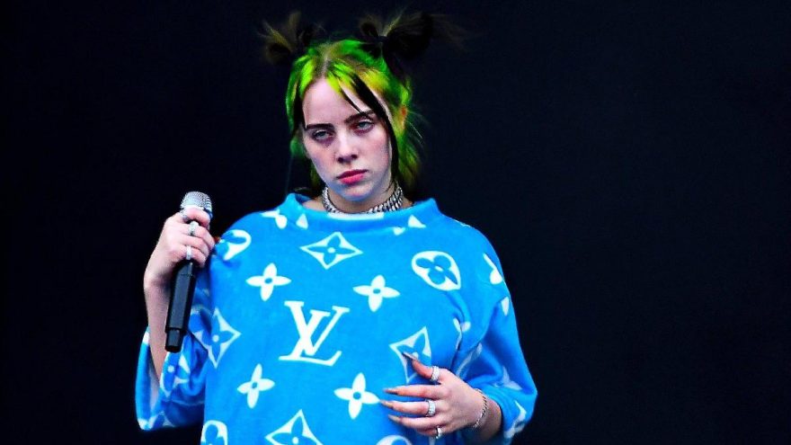 Billie Eilish isyan etti: İnsanları bedenleri üzerinden yargılıyorsunuz