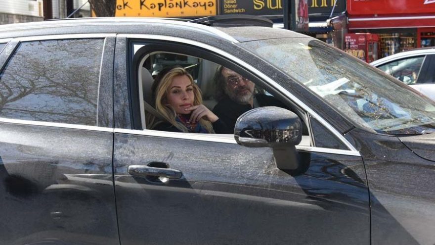 Gül Gölge, Levent Özçelik ile görüntülendi