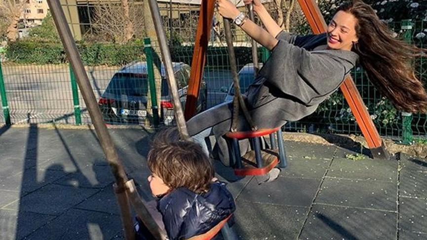 ‘Azra’nın mutluluğunu kıskanmayın’