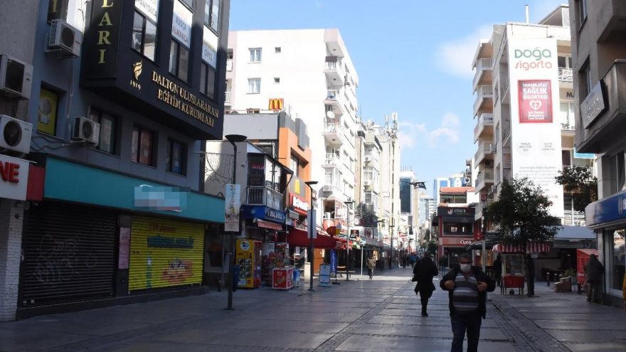 İzmir’in en yoğun bölgelerinde corona virüs sakinliği