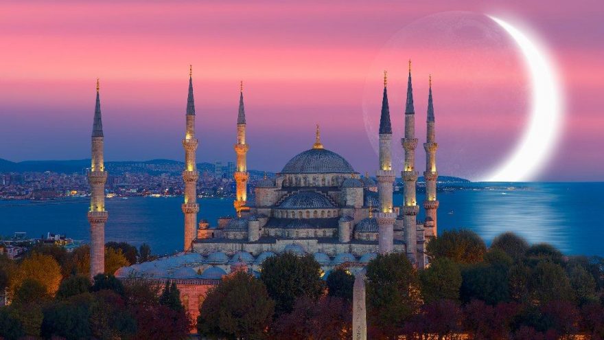 En güzel kandil mesajları ve sözleri… Kandiliniz mübarek olsun! 2020 anlamlı Miraç Kandil mesajları!