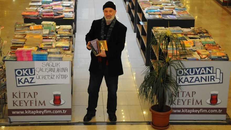 Sağlık çalışanlarına ücretsiz kitap