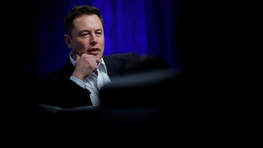 Elon Musk Los Angeles’a 1255 solunum cihazı gönderdi