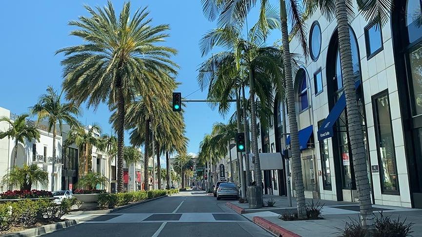 Los Angeles’ın renkli sokakları corona virüsü salgını nedeniyle ıssız kaldı
