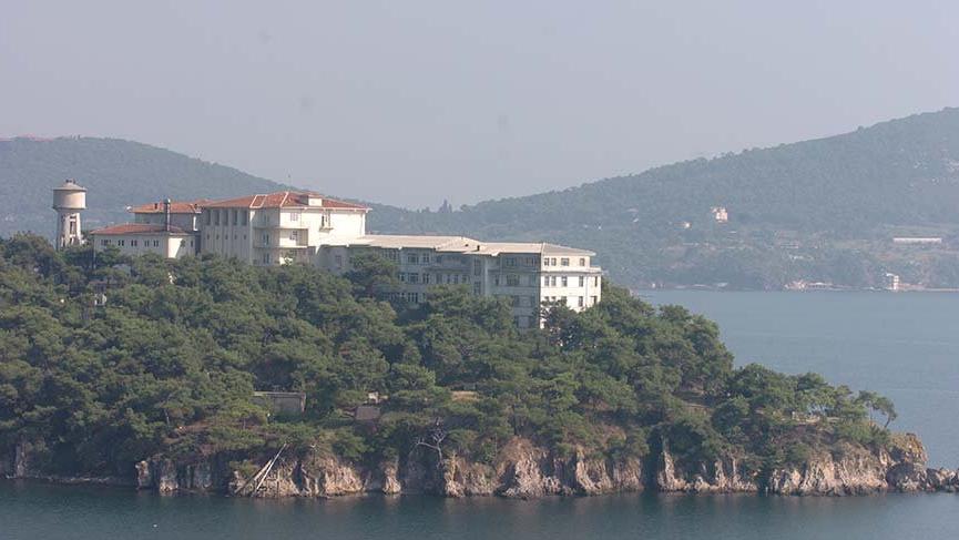 Kapatarak yok ettiler