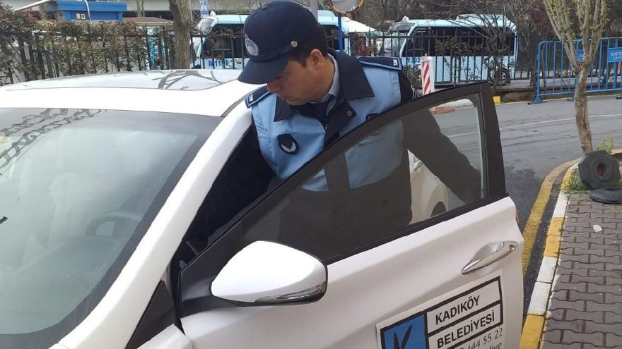 65 yaş üstü Kadıköy sakinlerinin ihtiyaçları için el ele verdiler
