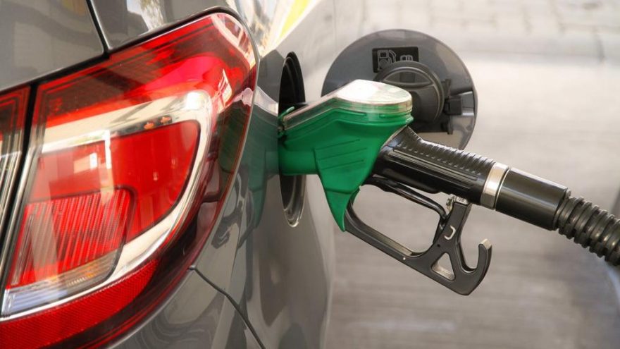 Benzine zam geldi