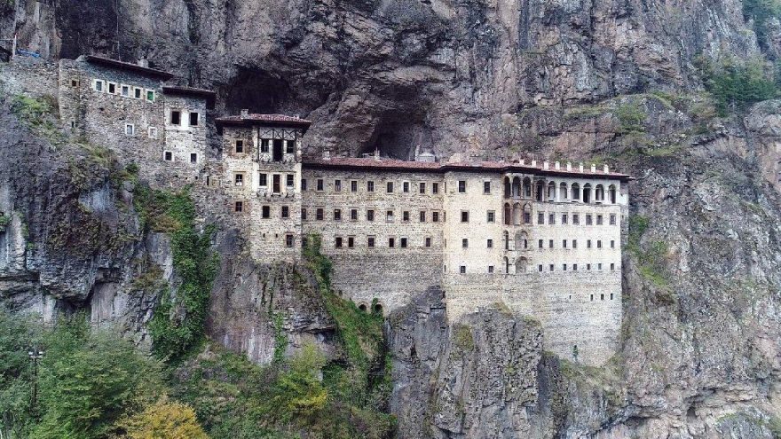 Sümela Manastırı’ndaki restorasyon çalışmalarına corona engeli
