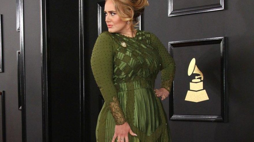 Adele, ayrıldığı eşi Simon Konecki’ye 140 milyon pound ödeyecek