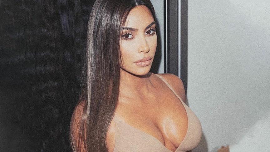 Kim Kardashian annesi Kris Jenner ile parfüm koleksiyonu hazırladı