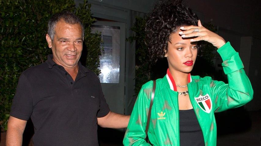 Rihanna corona virüsü kapan ve mahkemelik olduğu babasına solunum cihazı gönderdi