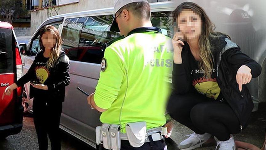 Sokağa çıkma yasağını delen sürücü eşini araçta bırakıp kaçtı!