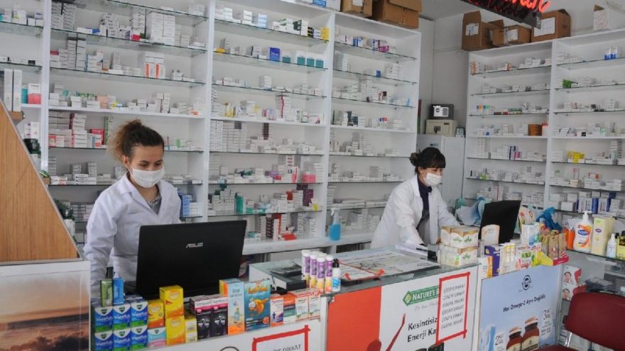 MHP’li vekilden Ticaret Bakanlığı’na sert tepki: Eczacıları stokçu olarak görmekten vazgeçin