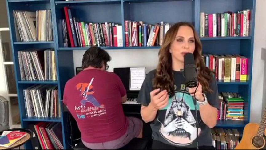 Sertab Erener: Hasta olduğumu hissediyorum