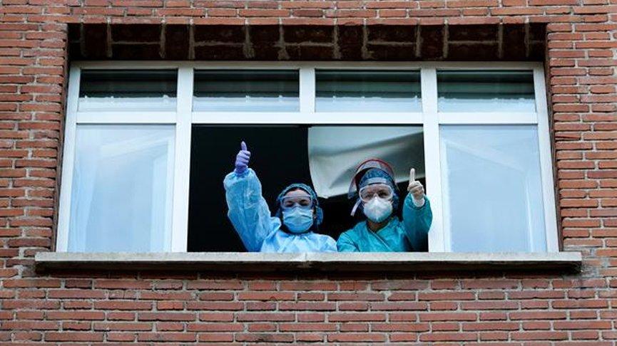 İtalya’da son 24 saatte 602 kişi öldü! Vaka sayısı 3 binin altına düştü