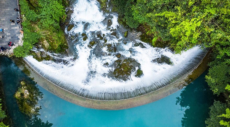 Doğal koruma alanı ilan edilen bölgede, Shuichun Nehri Kanyonu, Lijiang Nehri, Daqikong ve Xiaoqikong manzara alanları bulunuyor.