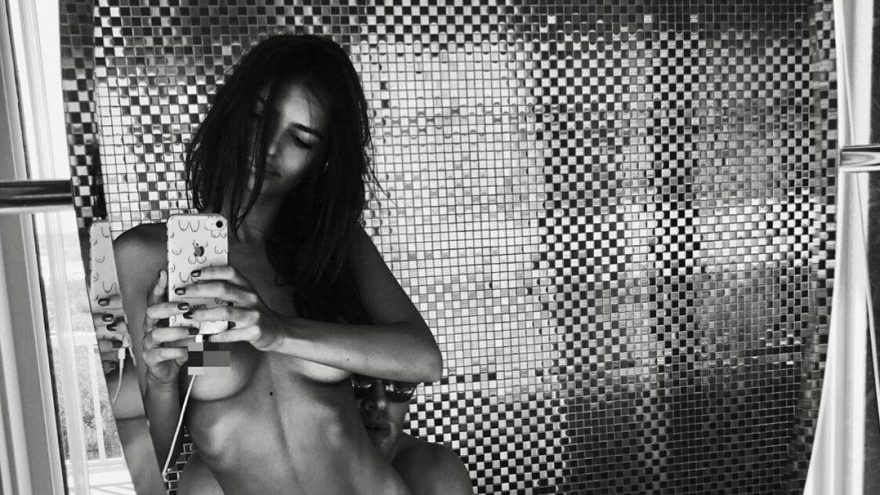 Emily Ratajkowski iç çamaşırıyla sabah rutinini takipçileriyle paylaştı