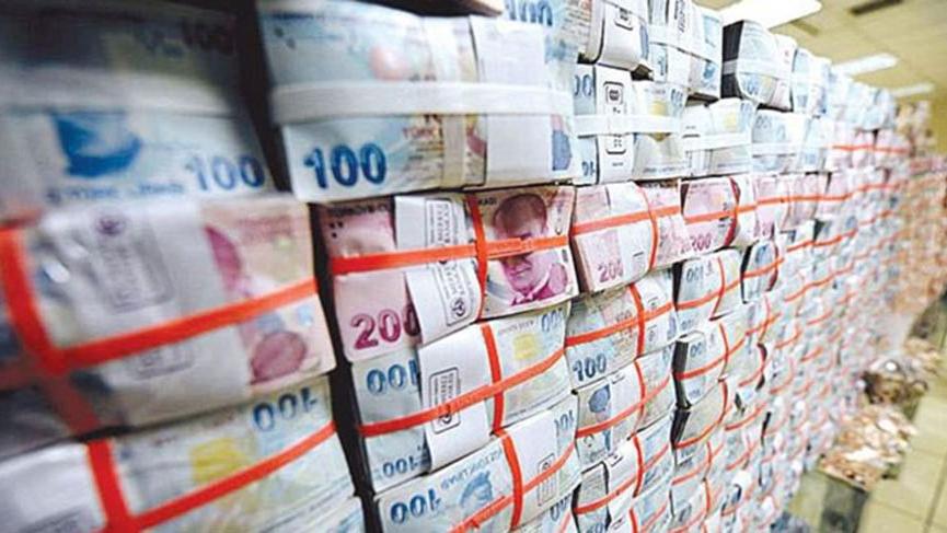 Ekonomi küçülecek enflasyon artacak