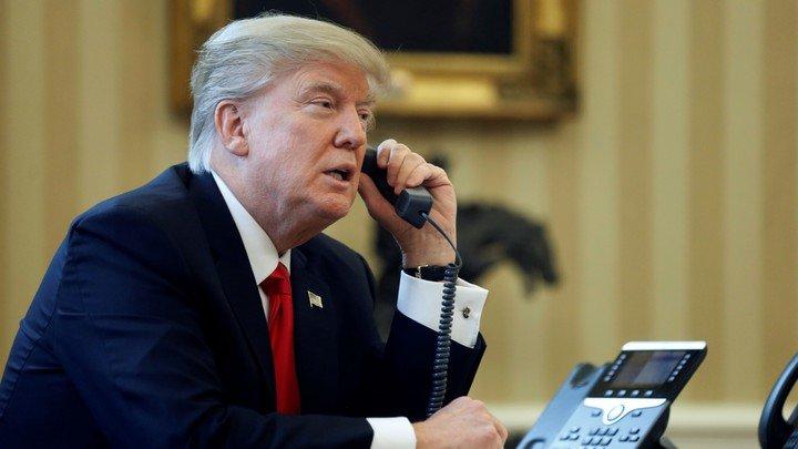 200 telefon konuşması yaptı