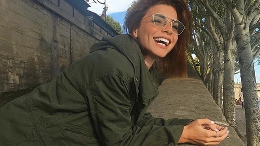 Merve Boluğur: Gülen yüzümle bendeniz
