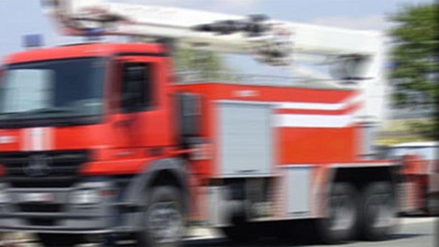 Yangında can pazarı; mahsur kalan 1’i bebek 10 kişi kurtarıldı