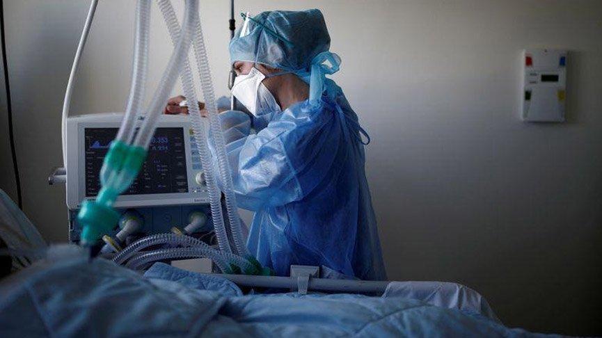İtalya’da 535 kişi daha öldü