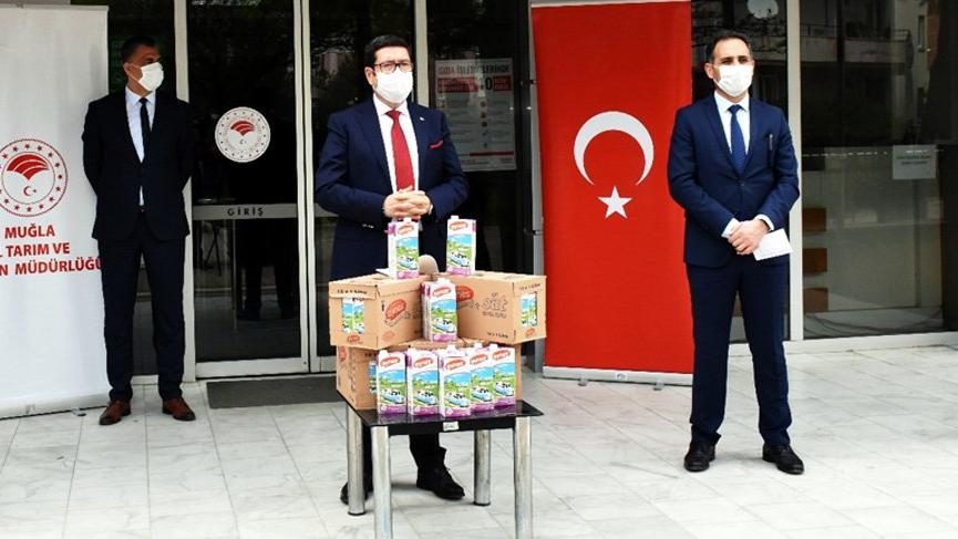 Muğla’da evde kalanlara 10 ton süt dağıtıldı!